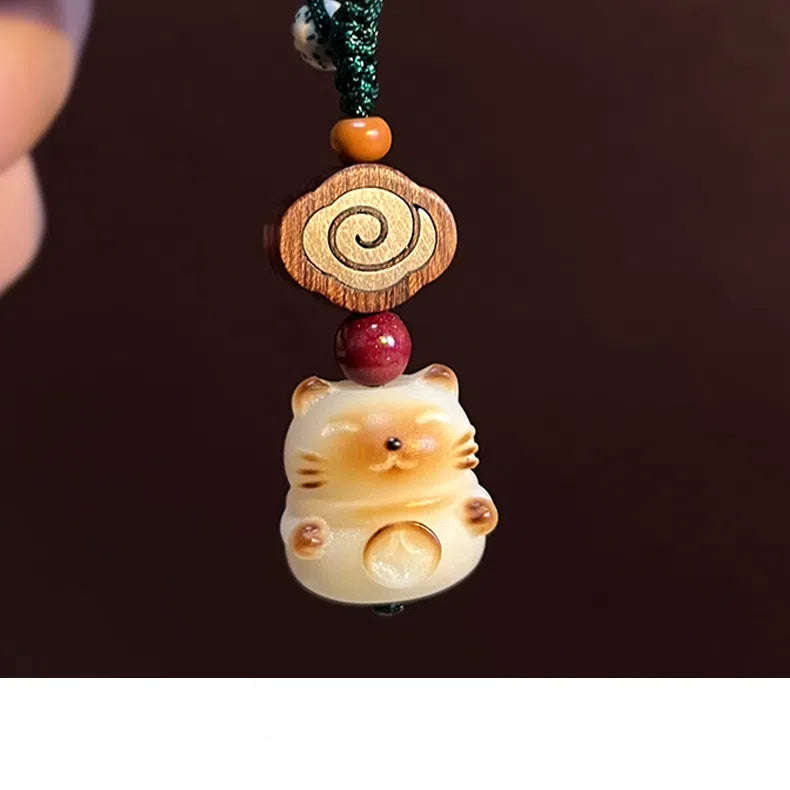 Bodhi Lucky Cat Car Keychain Small Pendant Men's and Women's Keychain Ring Hanging Pendant
